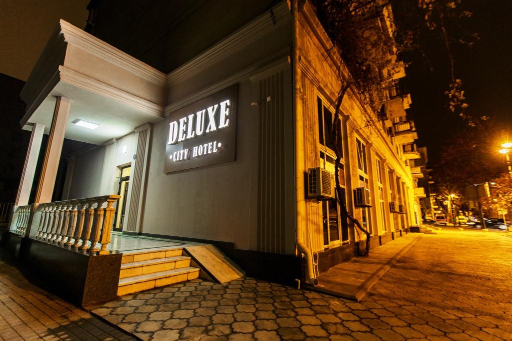 Deluxe Hotel
