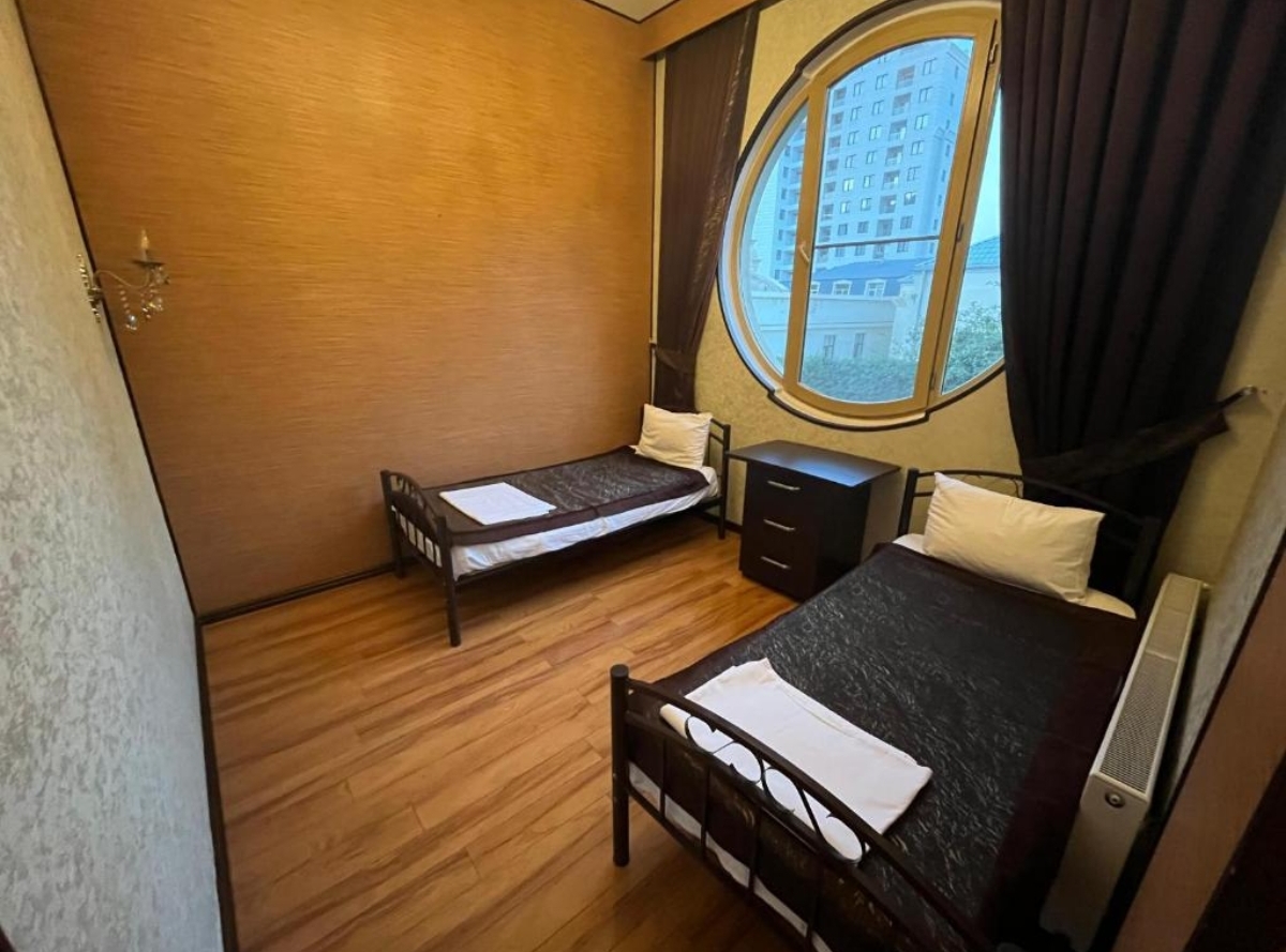 Large Twin Room 