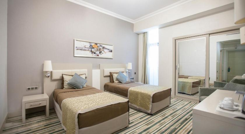 Standard Double or Twin Room 