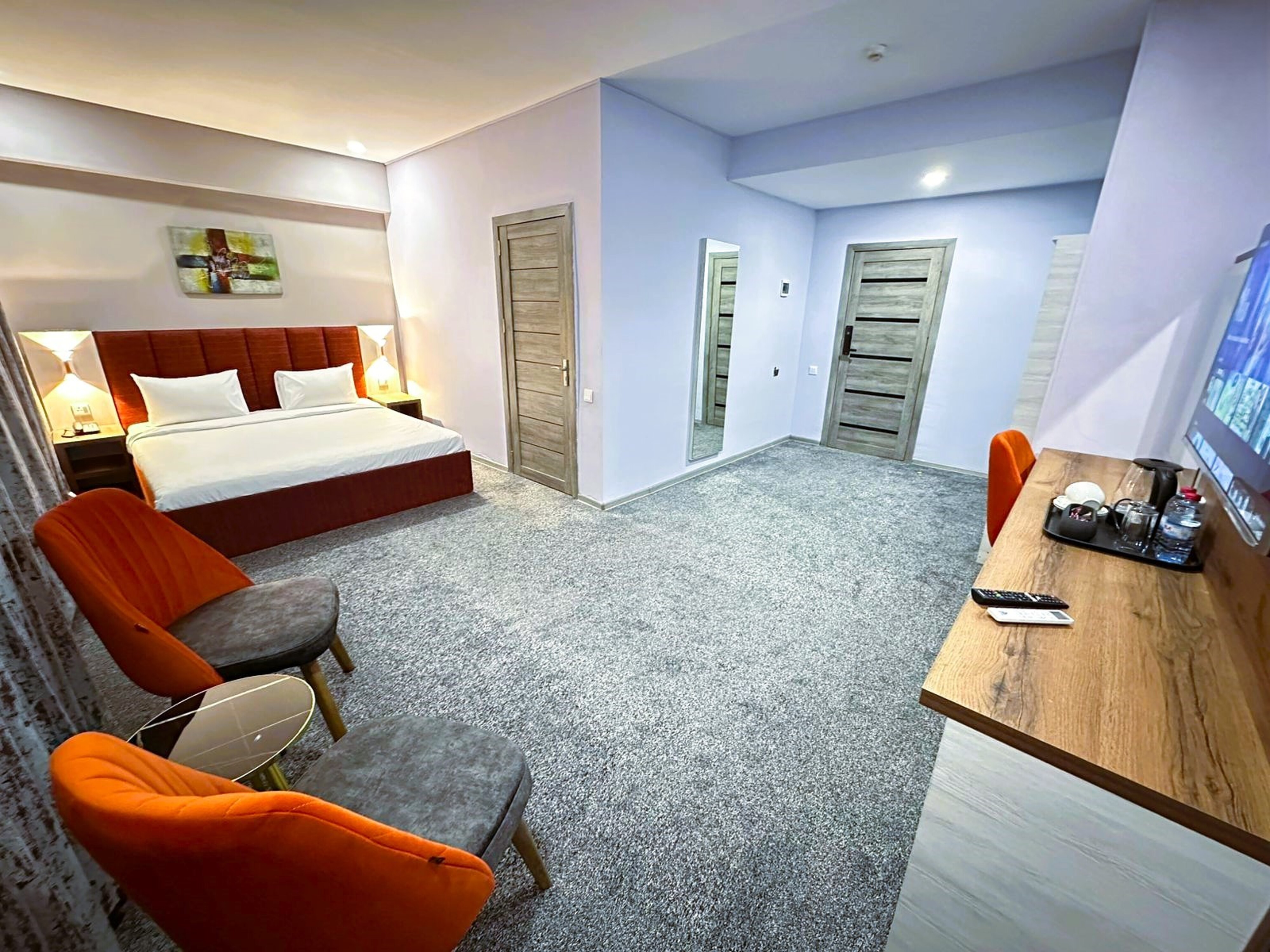 Deluxe Double or Twin Room