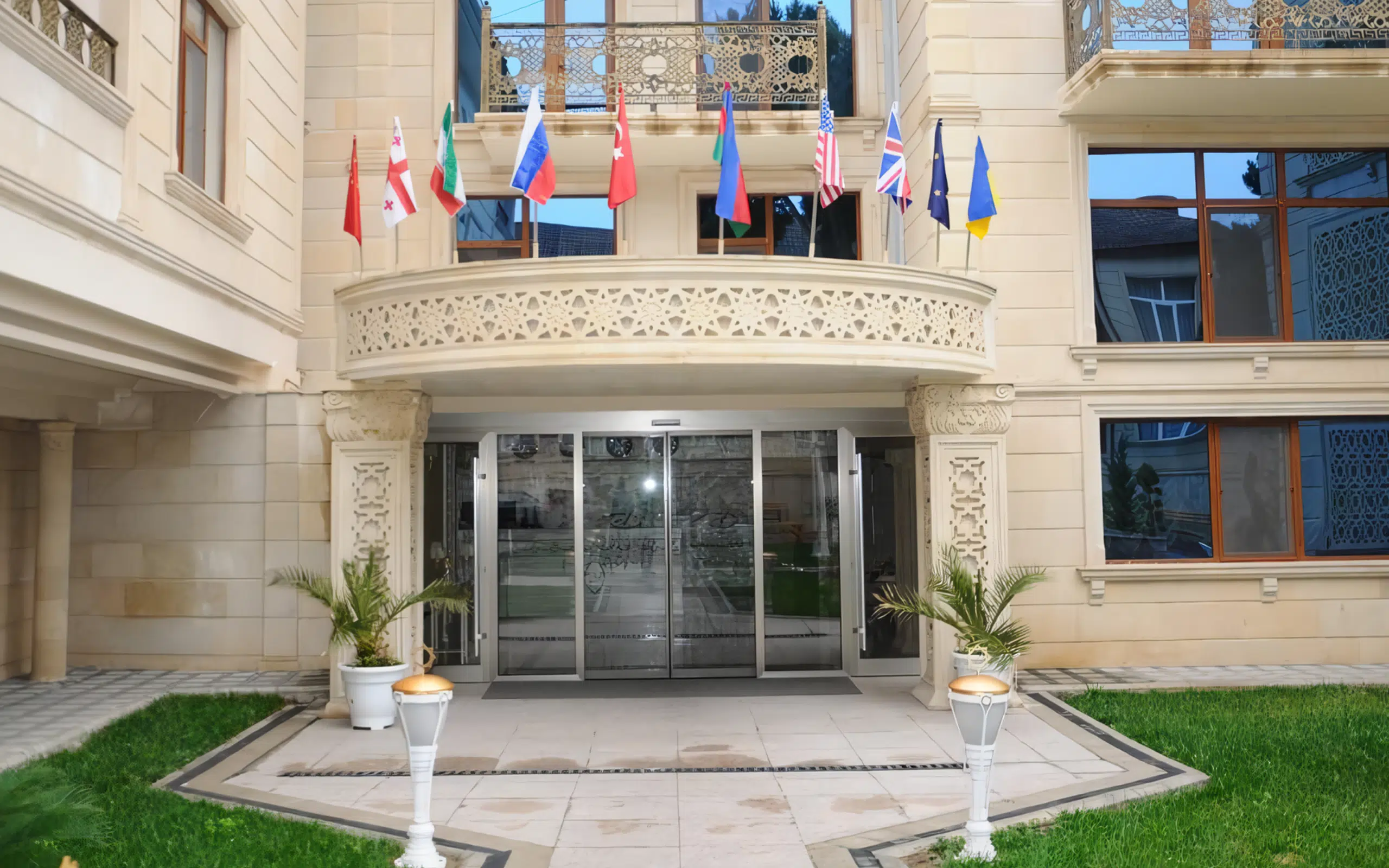 Gəncə Deluxe Hotel