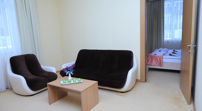 Junior Suite Queen room