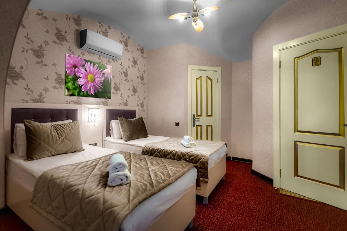 Economy Class Double Room