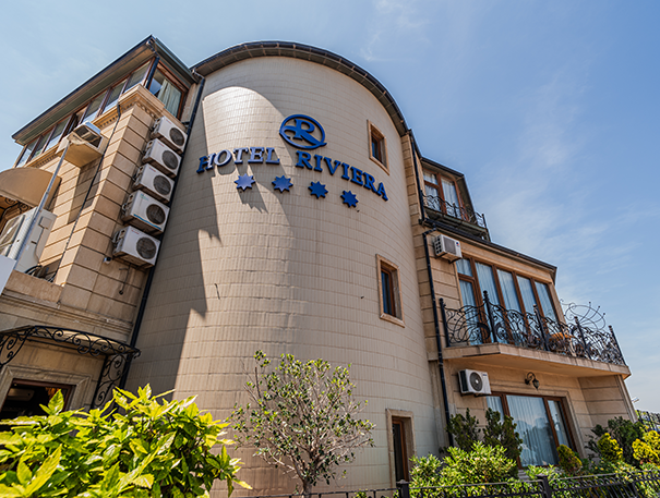 Riviera Hotel