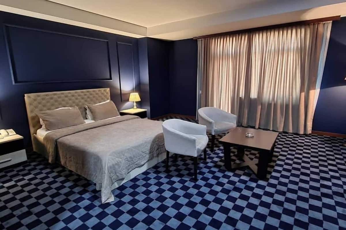 Deluxe Double Room with Balcony and Sea View