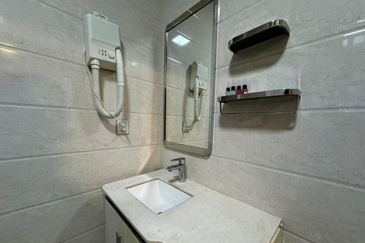 Deluxe Double Room with Balcony and Sea View