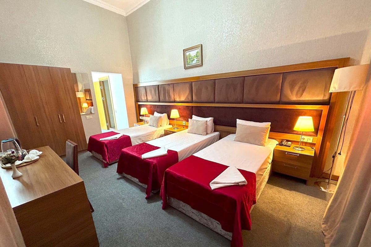 Triple Room