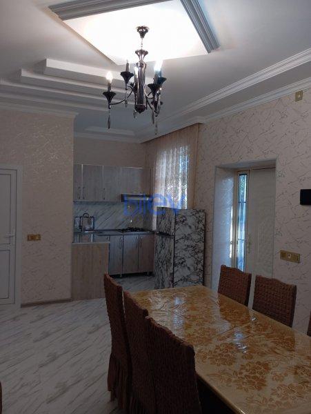 Kirayə (günlük) 2 otaqlı Bağ evi  65m², Qəbələ