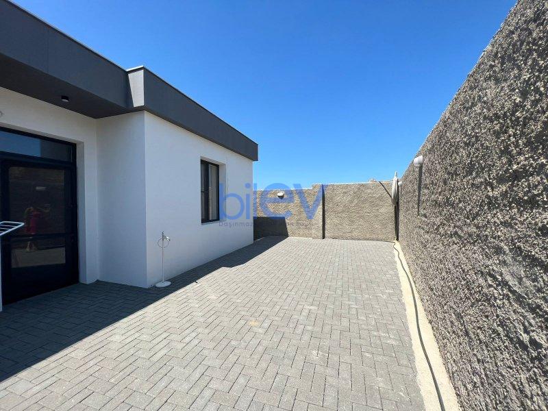 Satılır 4 otaqlı Həyət evi  180m², Bakı