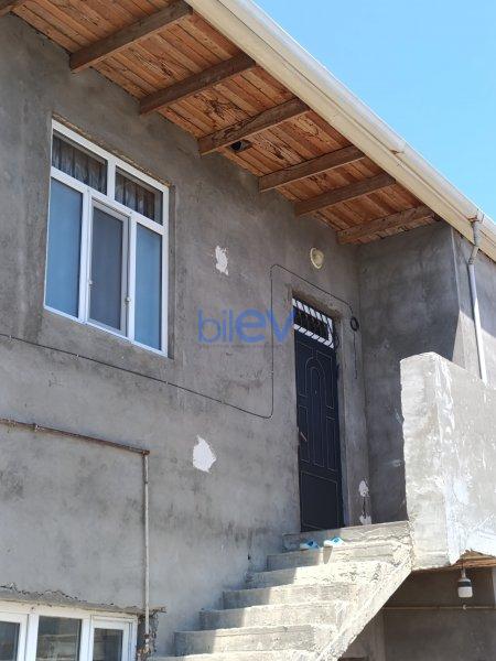 Satılır 7 otaqlı Həyət evi  200m², Bakı