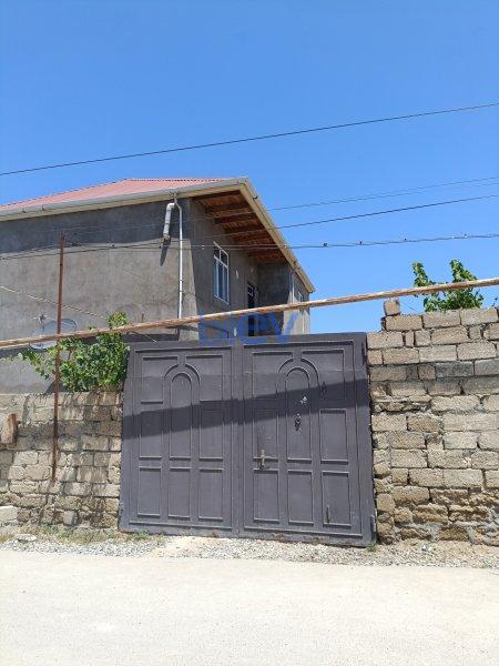 Satılır 7 otaqlı Həyət evi  200m², Bakı