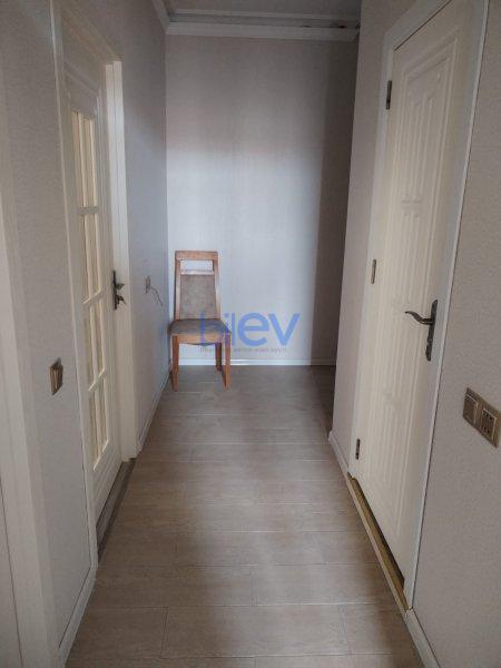Aylıq Kirayə 3 otaqlı Yeni Tikili bina evi  85m², Bakı