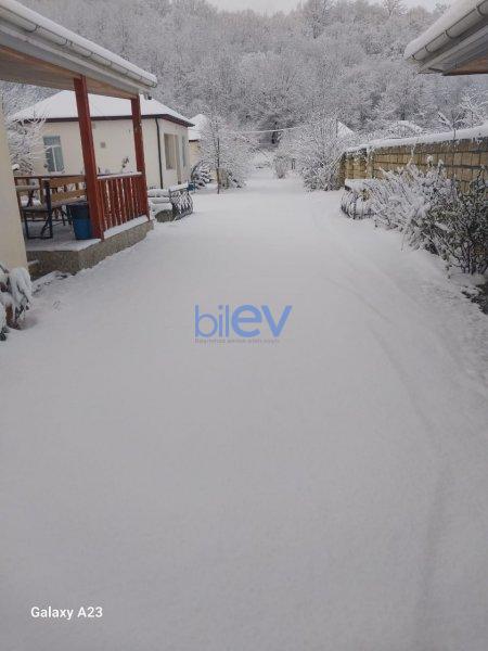 Kirayə (günlük) 2 otaqlı Bağ evi  80m², Quba