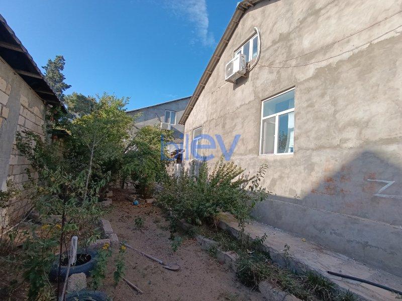 Satılır 4 otaqlı Həyət evi  110m², Bakı