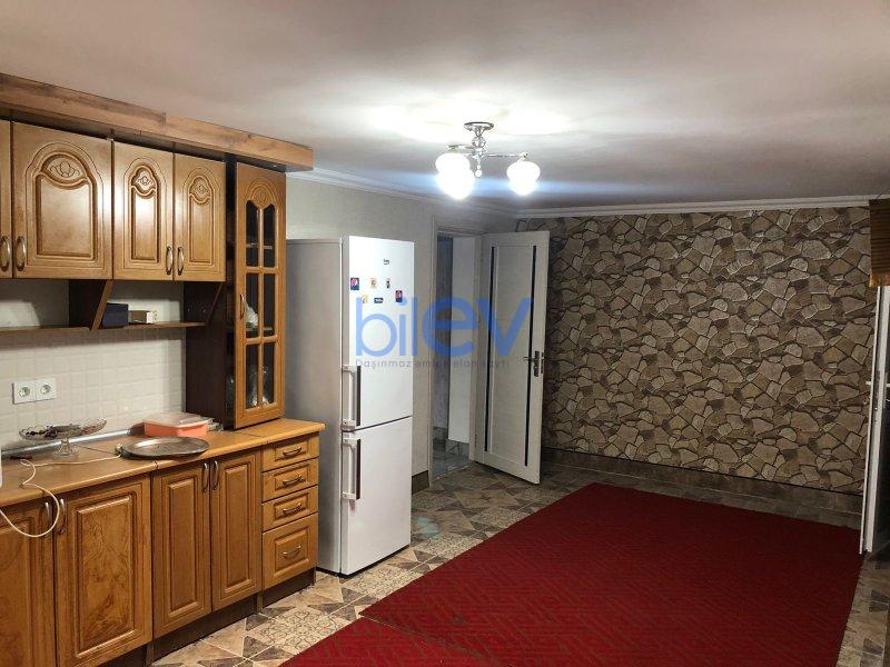 Satılır 8 otaqlı Həyət evi  200m², Xaçmaz