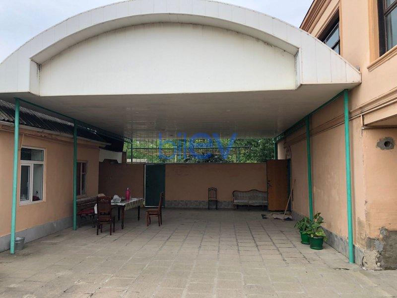 Satılır 8 otaqlı Həyət evi  200m², Xaçmaz