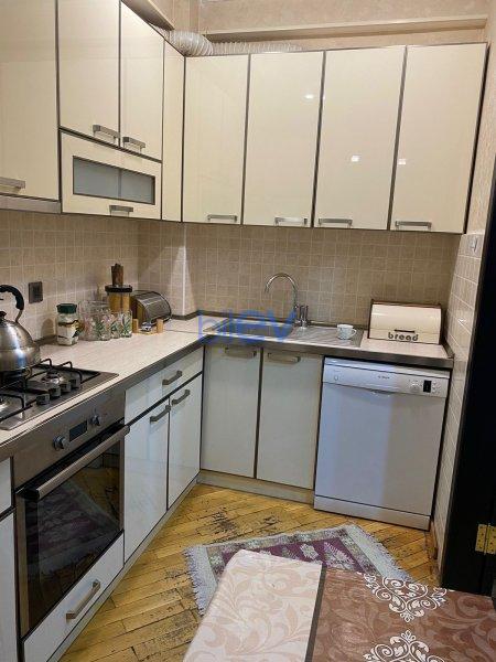 Kirayə (aylıq) 2 otaqlı Yeni Tikili  60m², Bakı