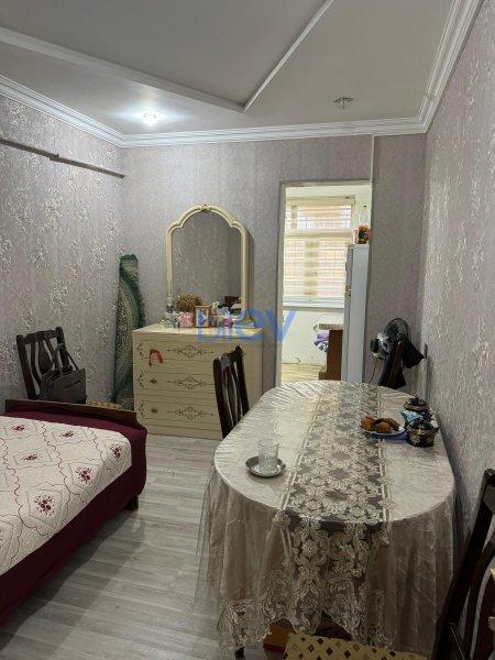 Satılır 4 otaqlı Köhnə Tikili  80m², Sumqayıt