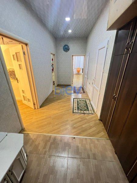 Satılır 3 otaqlı Köhnə Tikili  101m², Sumqayıt