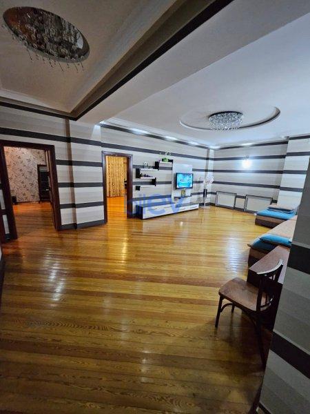 Satılır 5 otaqlı Yeni Tikili  145m², Sumqayıt