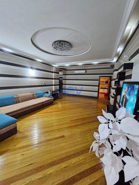 Satılır 5 otaqlı Yeni Tikili  145m², Sumqayıt