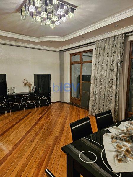 Satılır 5 otaqlı Yeni Tikili  145m², Sumqayıt