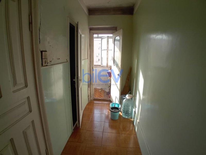 Satış 4 otaqlı Köhnə Tikili bina evi  70m², Sumqayıt