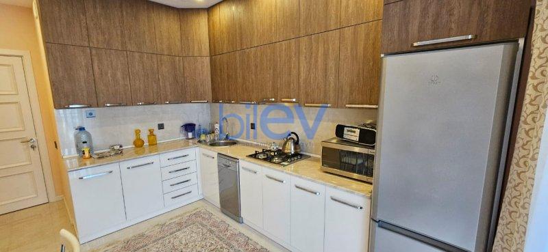 Aylıq Kirayə 2 otaqlı Yeni Tikili bina evi  106m², Bakı