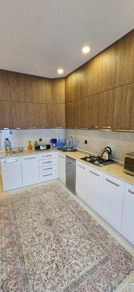 Aylıq Kirayə 2 otaqlı Yeni Tikili bina evi  106m², Bakı