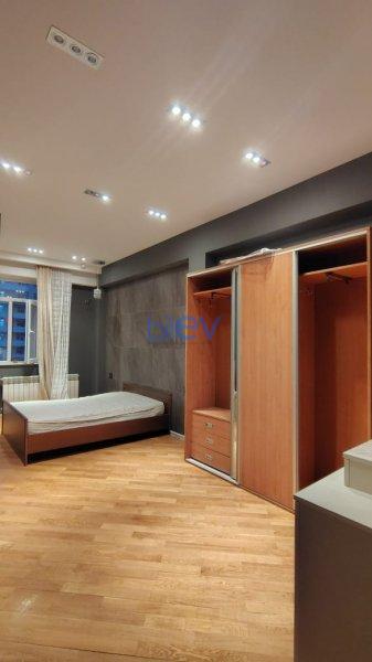 Aylıq Kirayə 3 otaqlı Yeni Tikili bina evi  155m², Bakı