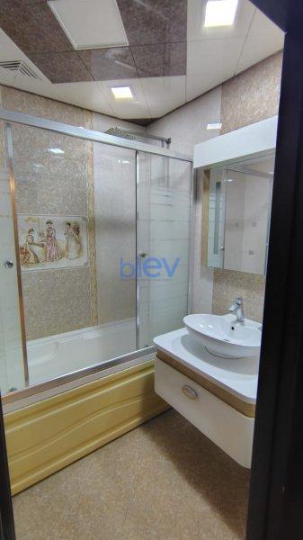 Aylıq Kirayə 3 otaqlı Yeni Tikili bina evi  155m², Bakı