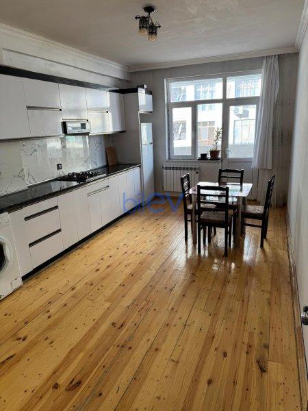 Kirayə (aylıq) 3 otaqlı Yeni Tikili  130m², Xırdalan