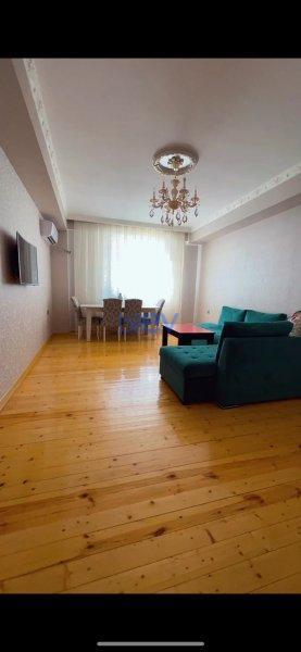 Satılır 3 otaqlı Yeni Tikili  80m², Bakı