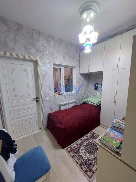 Satılır 3 otaqlı Köhnə Tikili  60m², Bakı