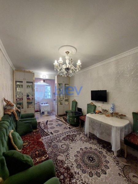 Satılır 3 otaqlı Köhnə Tikili  60m², Bakı