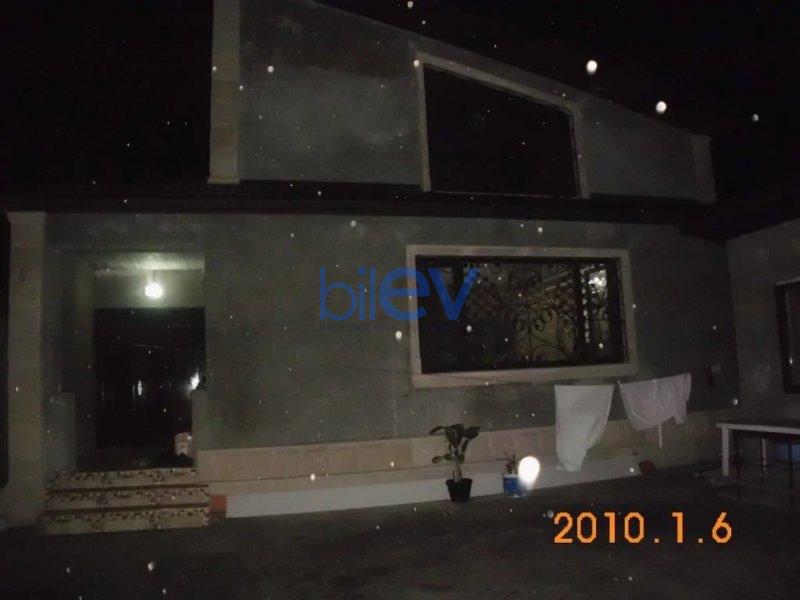 Satılır 4 otaqlı Bağ evi  200m², Bakı