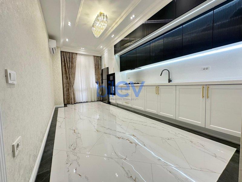 Satış 2 otaqlı Yeni Tikili bina evi  108m², Bakı