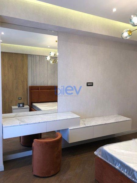 Aylıq Kirayə 3 otaqlı Yeni Tikili bina evi  115m², Bakı