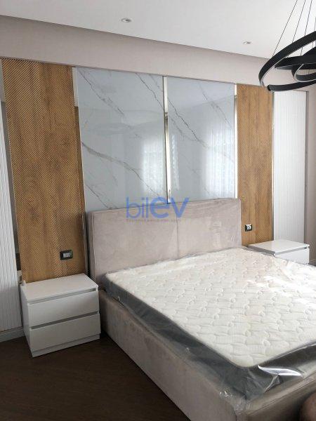 Aylıq Kirayə 3 otaqlı Yeni Tikili bina evi  115m², Bakı