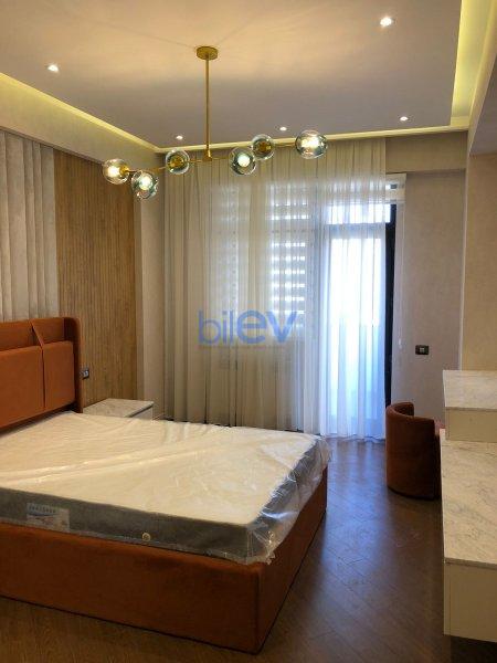 Aylıq Kirayə 3 otaqlı Yeni Tikili bina evi  115m², Bakı