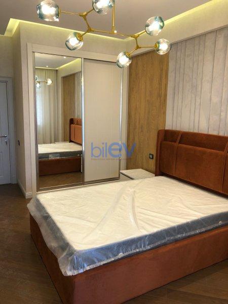 Aylıq Kirayə 3 otaqlı Yeni Tikili bina evi  115m², Bakı