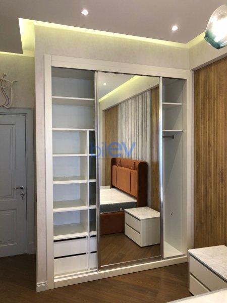 Aylıq Kirayə 3 otaqlı Yeni Tikili bina evi  115m², Bakı