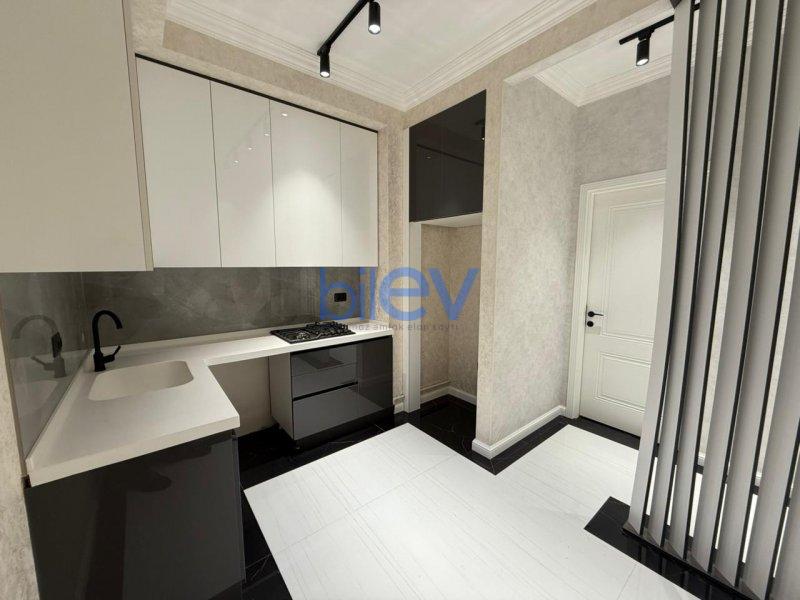 Satış 2 otaqlı Yeni Tikili bina evi  84m², Bakı