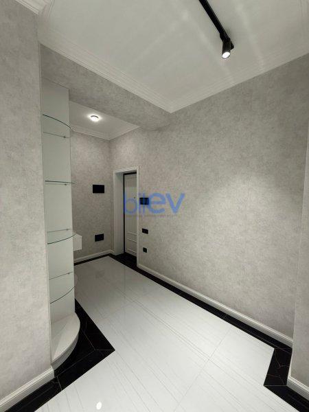 Satış 2 otaqlı Yeni Tikili bina evi  84m², Bakı