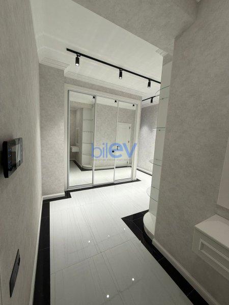 Satış 2 otaqlı Yeni Tikili bina evi  84m², Bakı