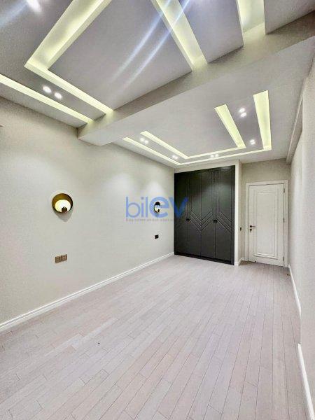 Satış 3 otaqlı Yeni Tikili bina evi  130m², Bakı