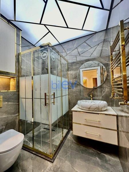 Satış 3 otaqlı Yeni Tikili bina evi  130m², Bakı