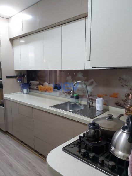 Satış 4 otaqlı Köhnə Tikili bina evi  100m², Sumqayıt