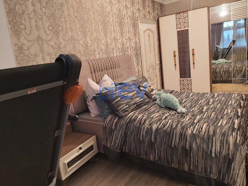 Satış 4 otaqlı Köhnə Tikili bina evi  100m², Sumqayıt