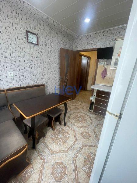 Satılır 4 otaqlı Köhnə Tikili  100m², Bakı